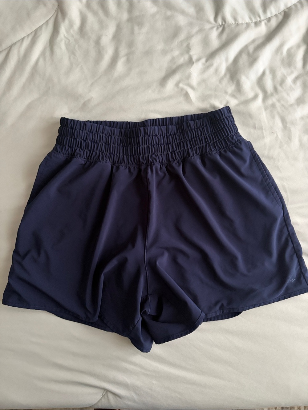 Offline by aerie 4” Hot Stuff short